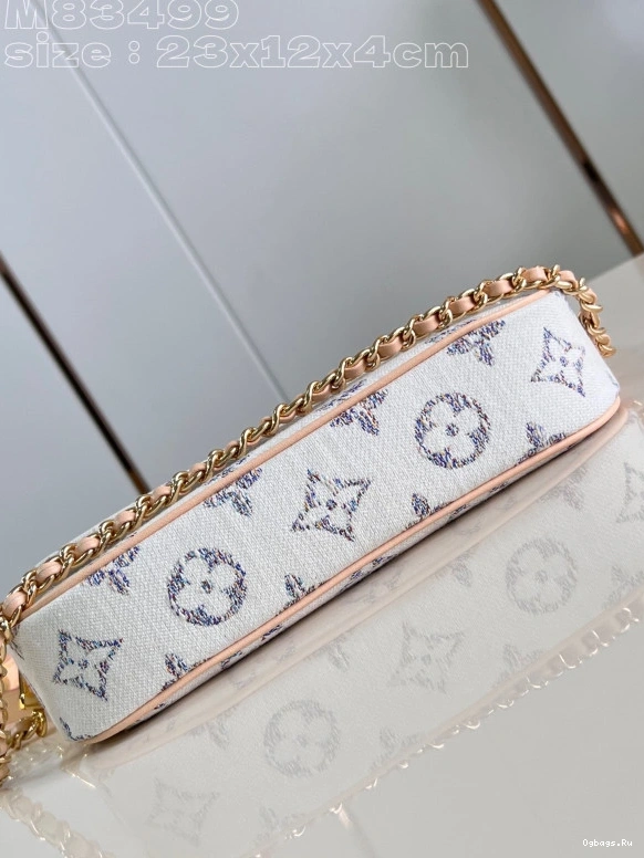 on Ivy-23.5*12*4.3cm VUITTON LOUIS Chain Wallet 0331